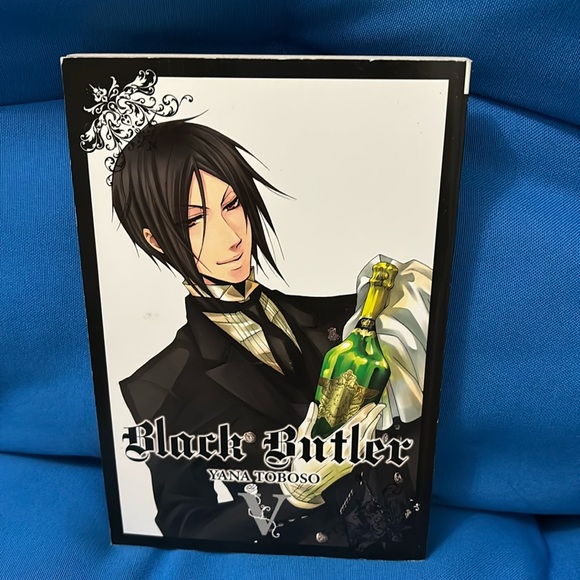 Funimation Other - Black Butler Comic Volume 5 By Yana Toboso Rated For Older Teens